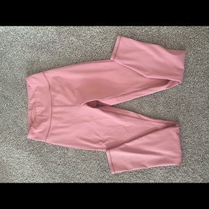 Kittenish leggings